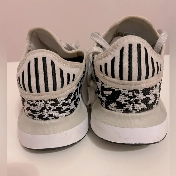 Adidas Swift Run X Sneaker Leopard Size 8 - Picture 4 of 5